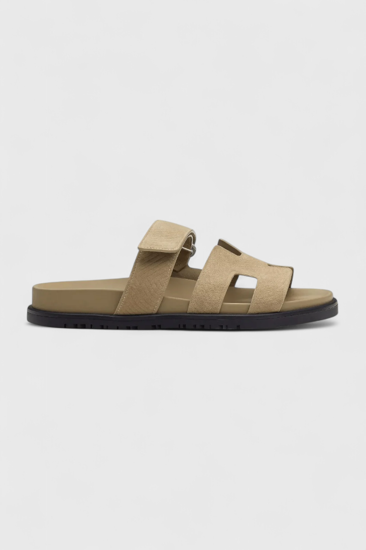 Bravely - Sandalias deportivas con diseño de H