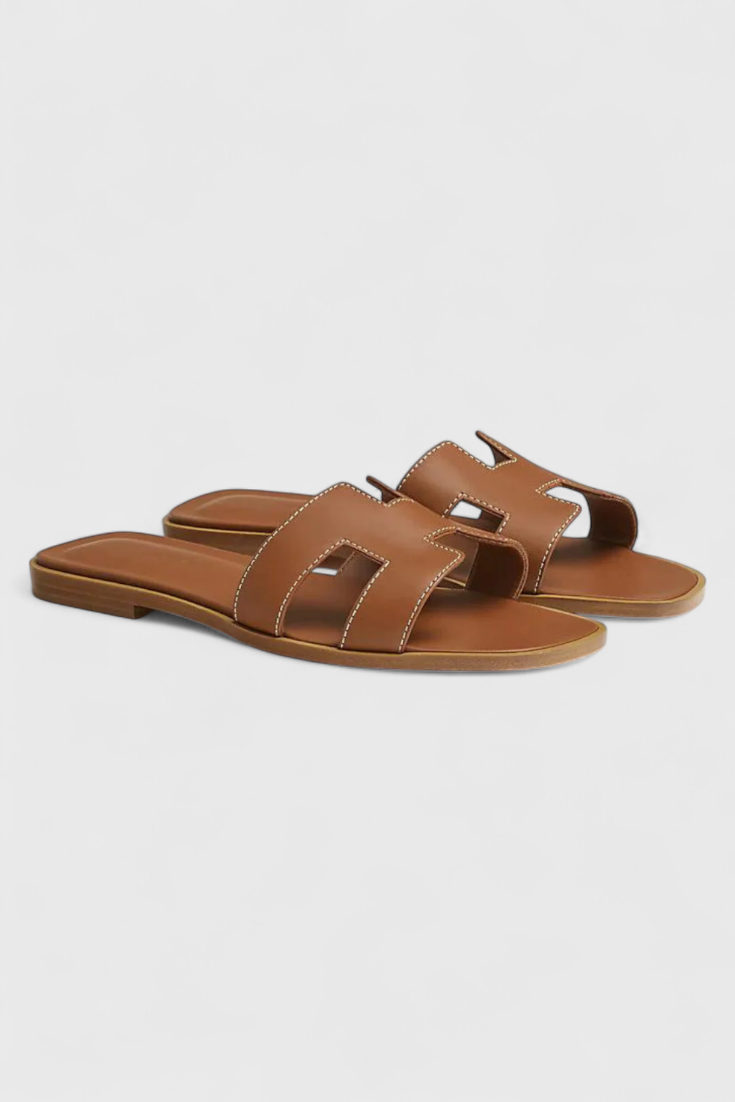 Brigitte - Sandalias de piel con diseño de H
