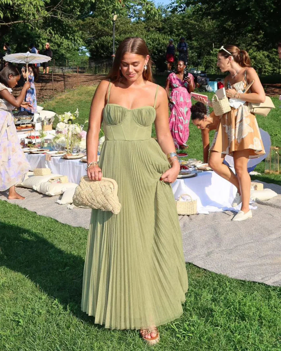 Olivia - Vestido midi plisado con corpiño estilo bustier