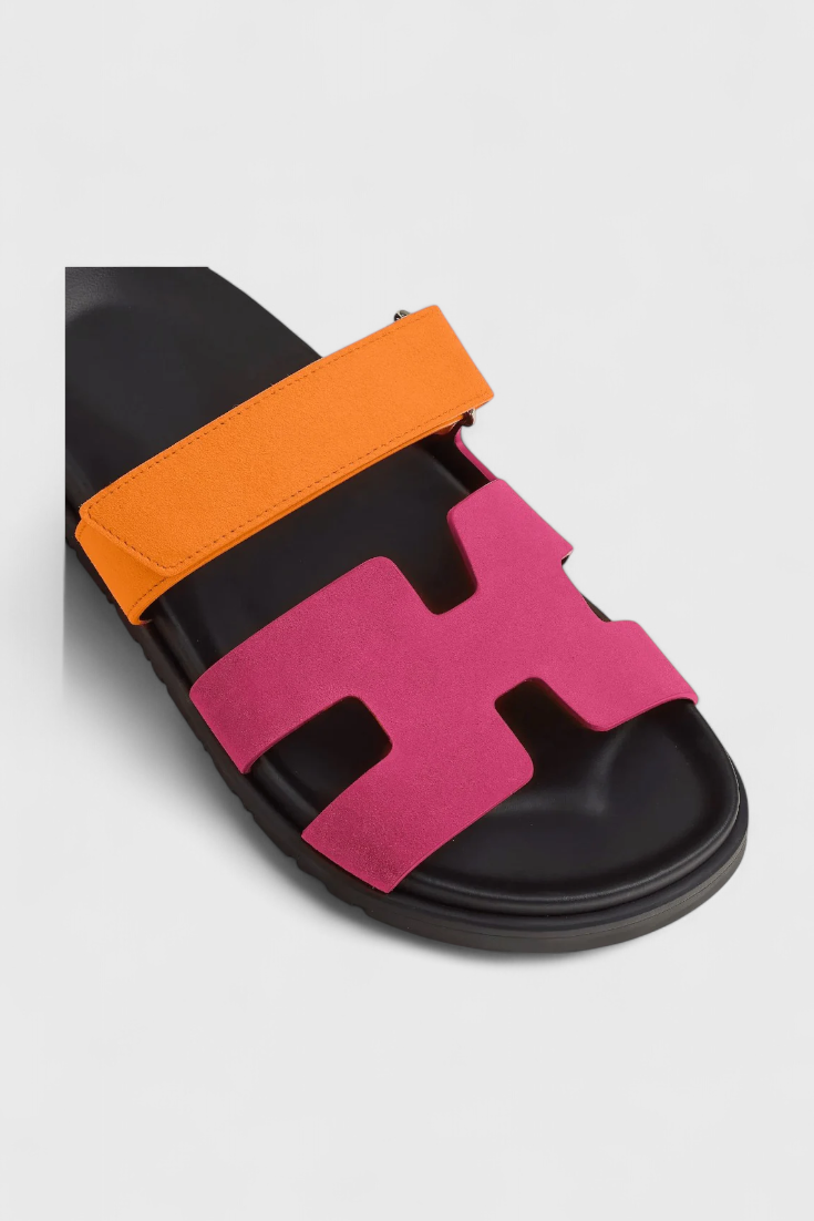 Bravely - Sandalias deportivas con diseño de H