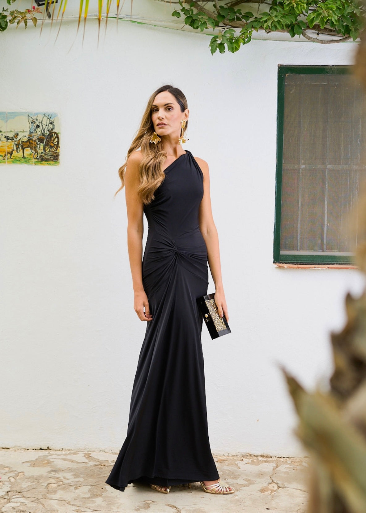 Solange - Vestido maxi nudo asimétrico