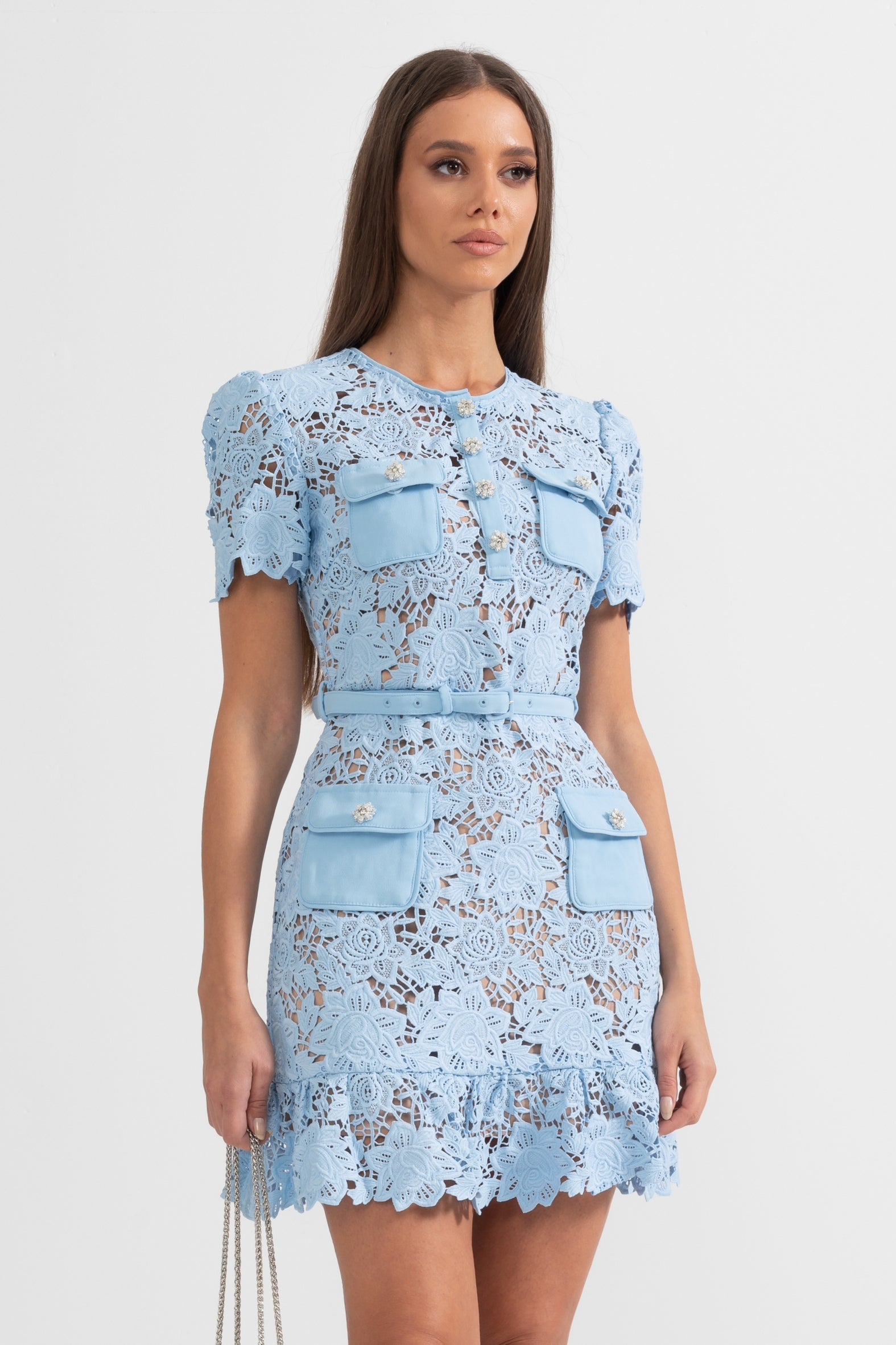 Clara Guipure – Vestido corto de encaje azul elegante para verano
