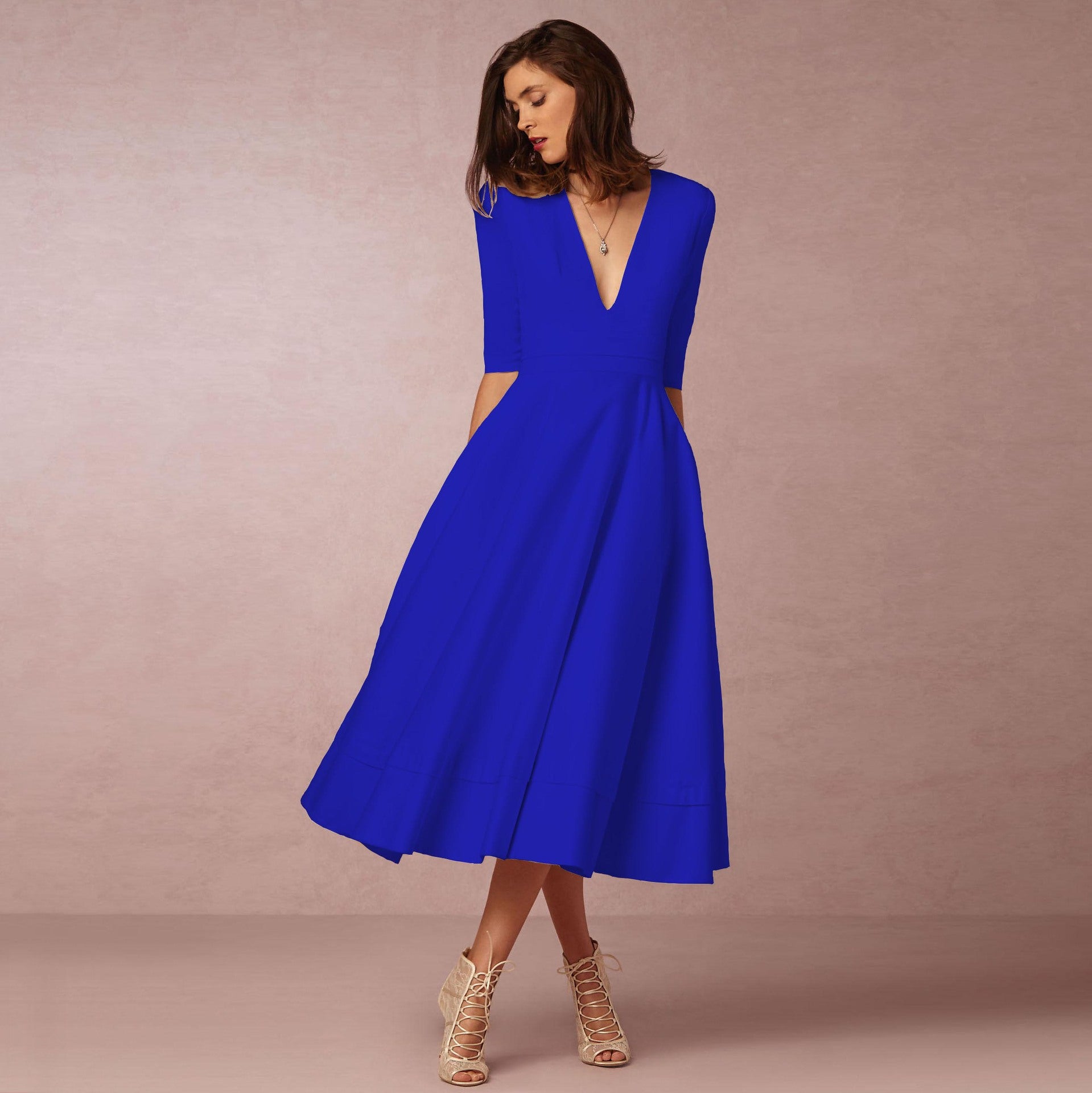 Nylah - Vestido midi con escote en V profundo