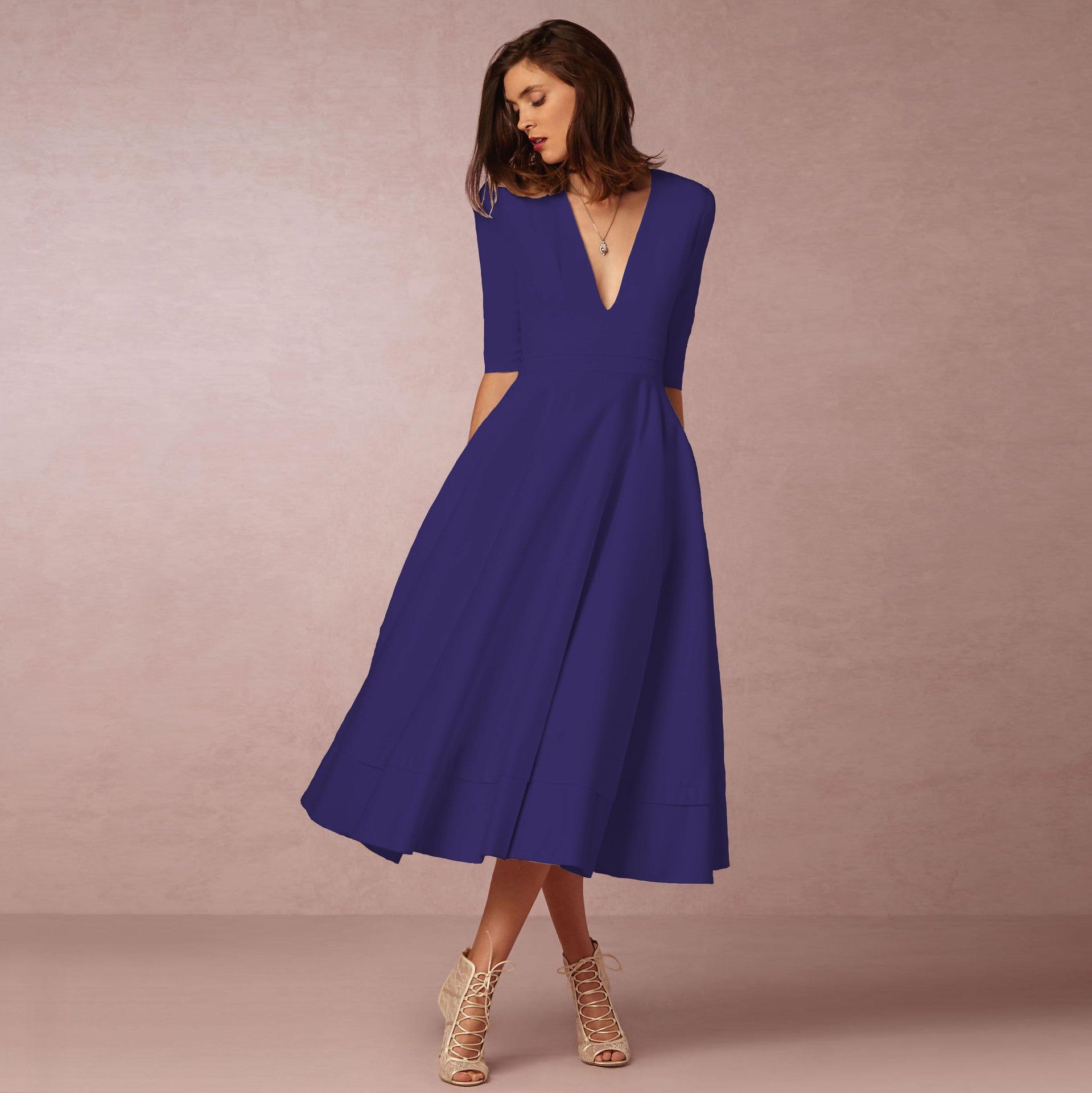 Nylah - Vestido midi con escote en V profundo