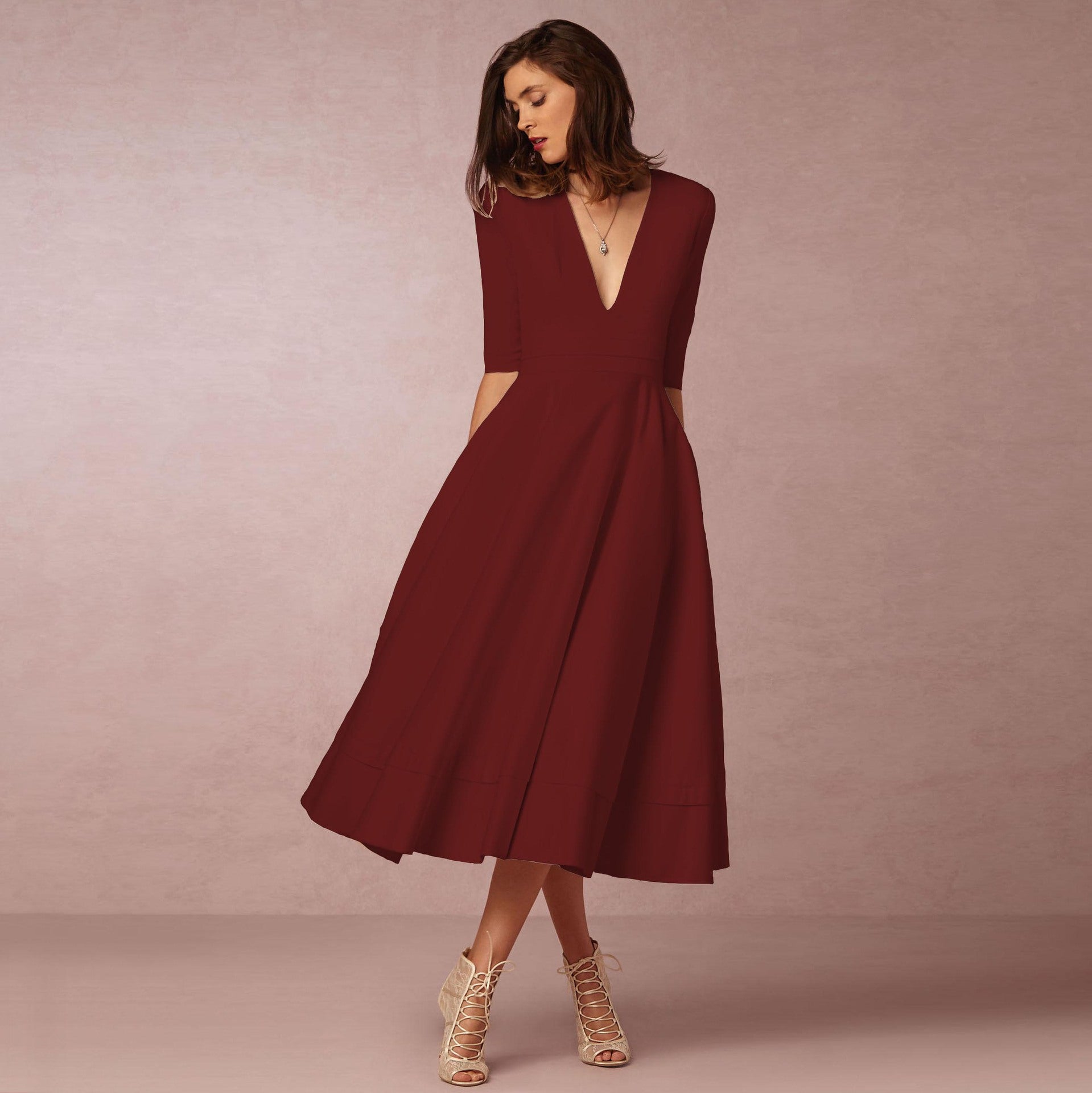 Nylah - Vestido midi con escote en V profundo