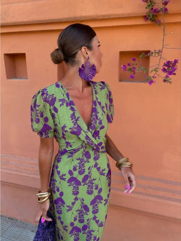 Victoria - Vestido midi jardín violeta