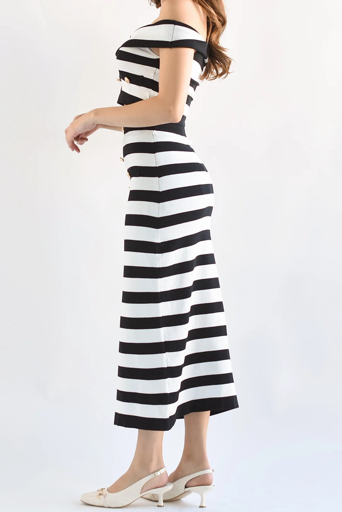 Gabriela - Conjunto top bardot y falda midi de rayas