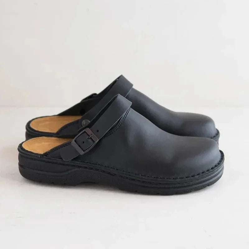 Toledo - Zuecos de cuero con correa ajustable