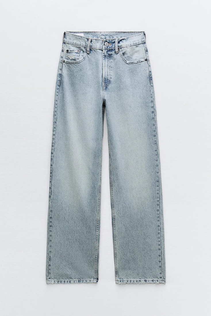 Valeria - Jeans rotos estilo vintage