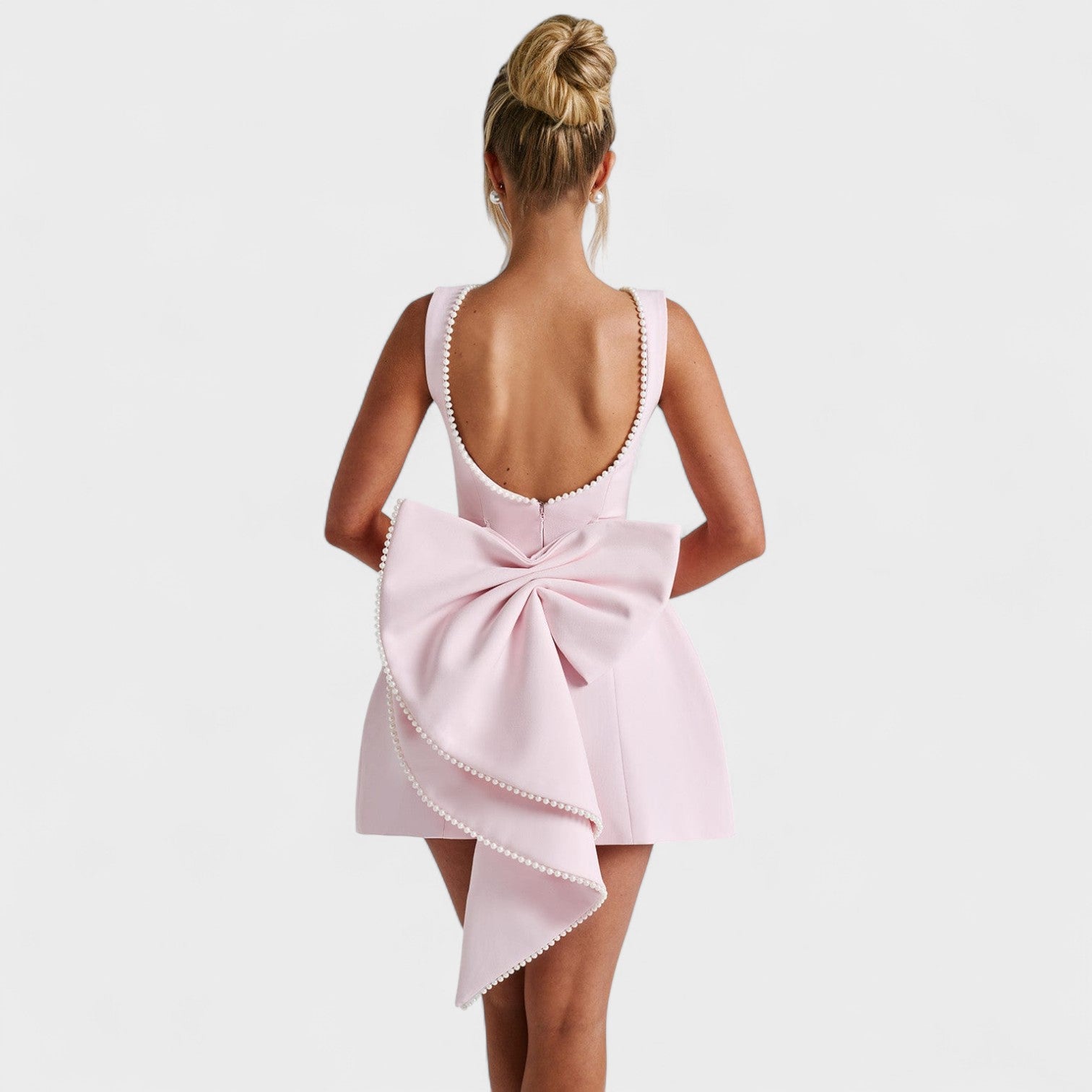 Estela - Mini vestido elegancia clásica
