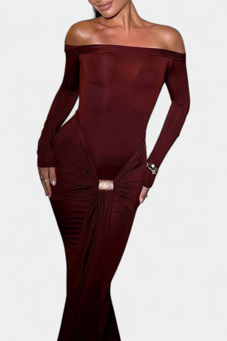 Vesna - Vestido de gala con hombros al aire