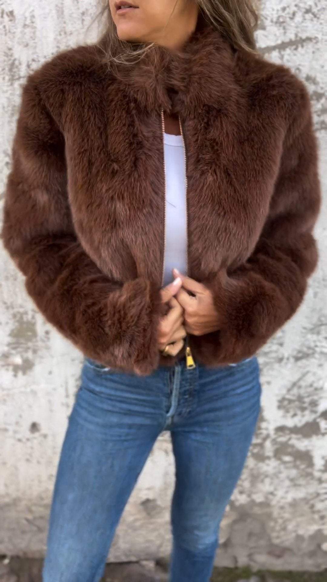 Zoe - Chaqueta corta de pelo sintético