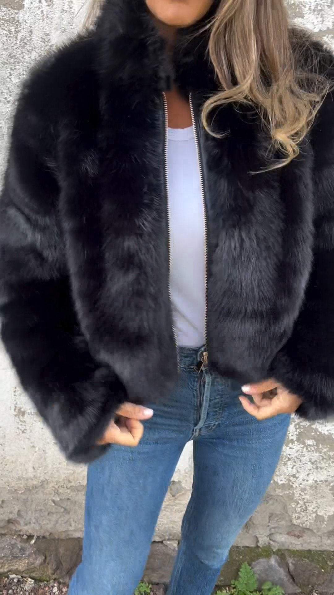 Zoe - Chaqueta corta de pelo sintético