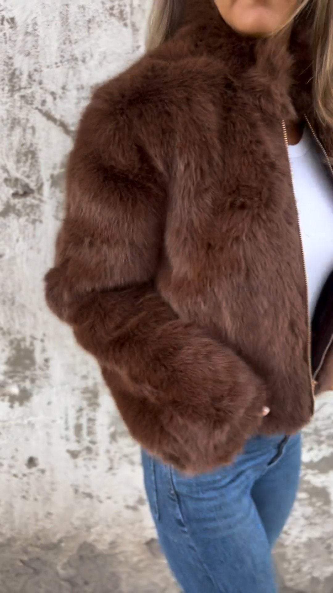 Zoe - Chaqueta corta de pelo sintético