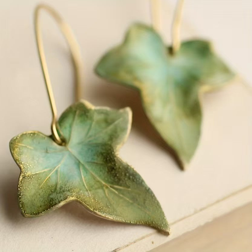 Hedera - Pendientes en forma de hoja de hiedra