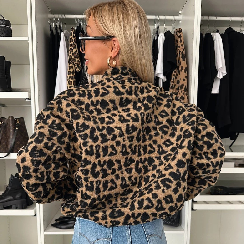 Charlene - Chaqueta con estampado de leopardo
