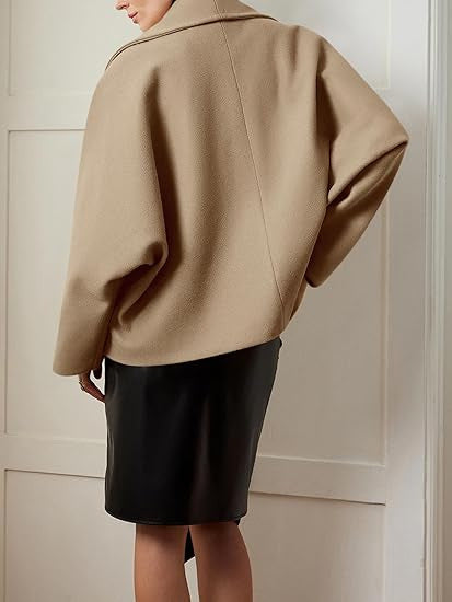 Helena - Chaqueta corta con cuello oversize