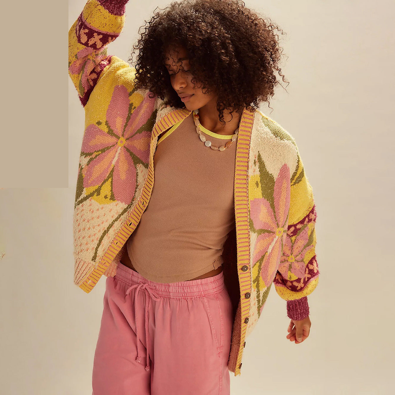 Casey - Cárdigan de punto grueso con estampado floral